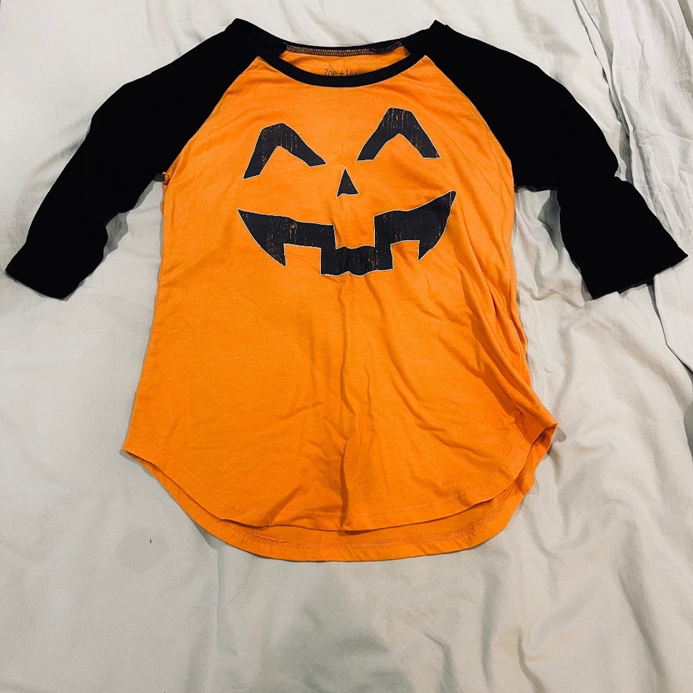 Halloween Jack o lantern shirt Small